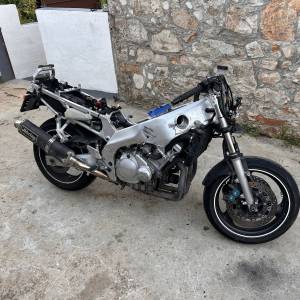 Yamaha yzf thundercat 600