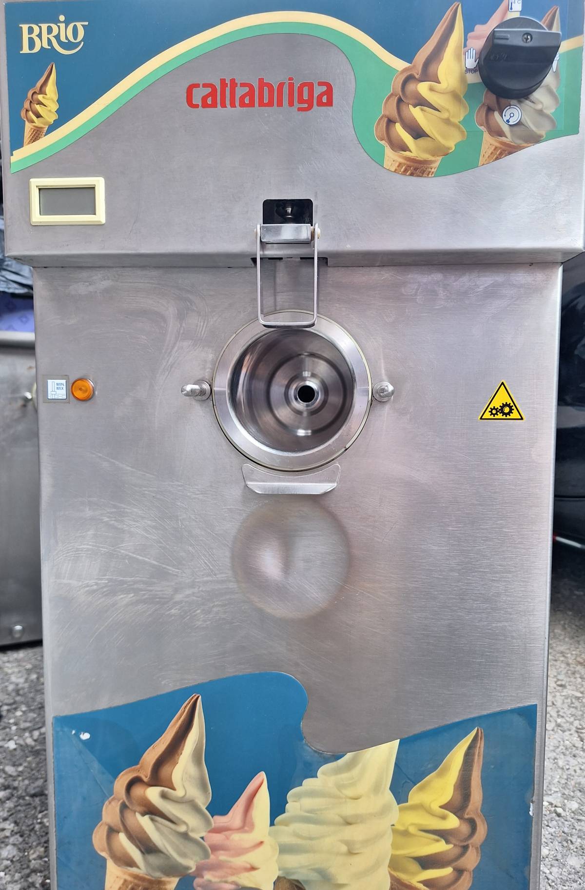 2 profesionalna aparata za sladoled – Cattabriga Soft BRIO