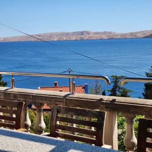 Apartmani Karlobag