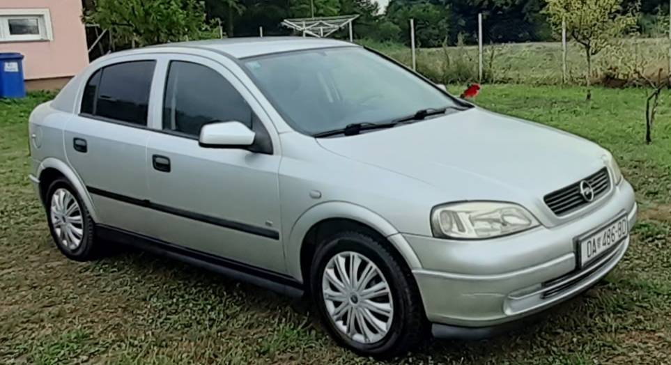 Astra 1.4i 90ks. 2007g. 228.000km. Reg 02.26g. Bez ulaganja Fiksno