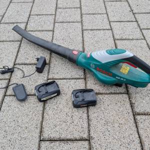 Bosch ALB 18 LI akumulatorski puhač lišća, punjač i dvije baterije