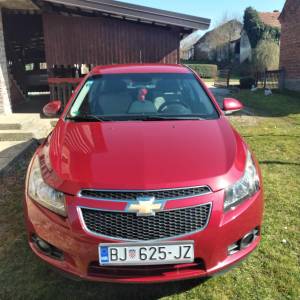 Chevrolet cruze 1.6ls+plin 2011g reg10/25g 180.000km može zamjena