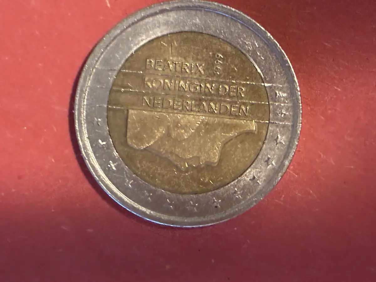 Dosta rijetke kovance 2€