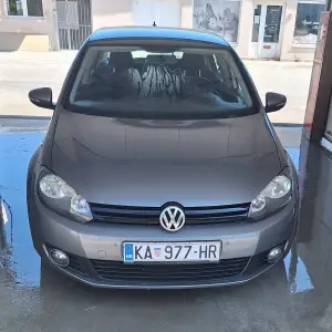 GOLF 6
