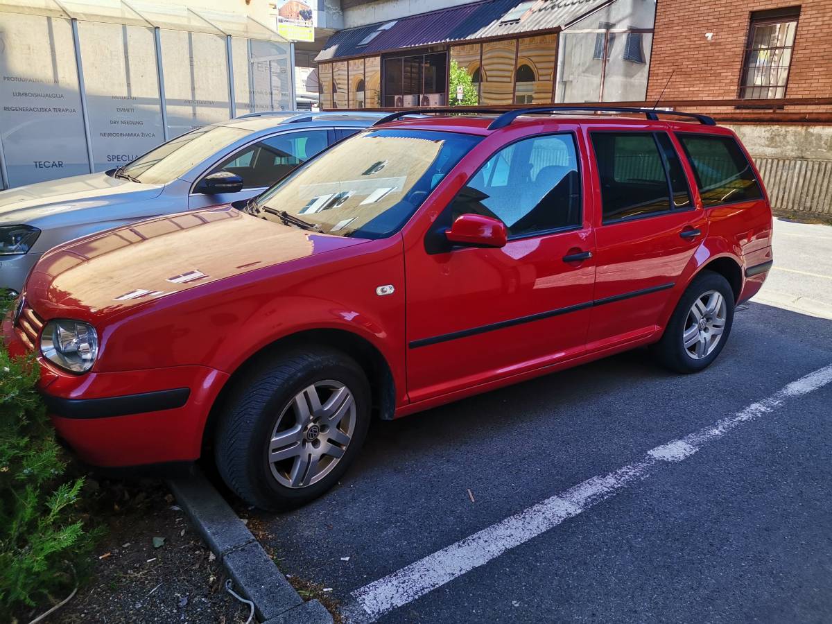 Golf IV variant 4 motion