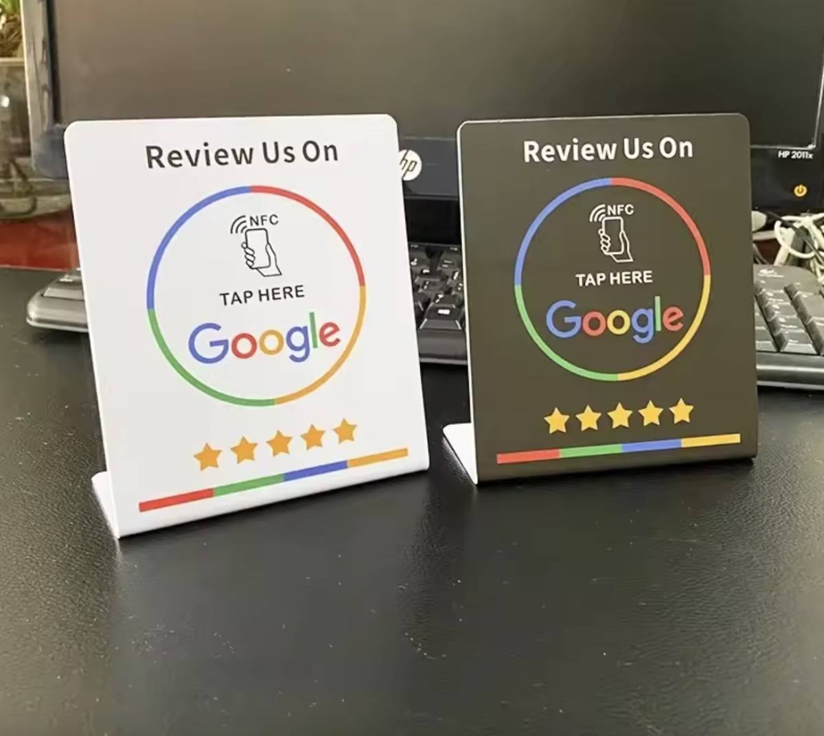 Google NFC stalak za recenzije