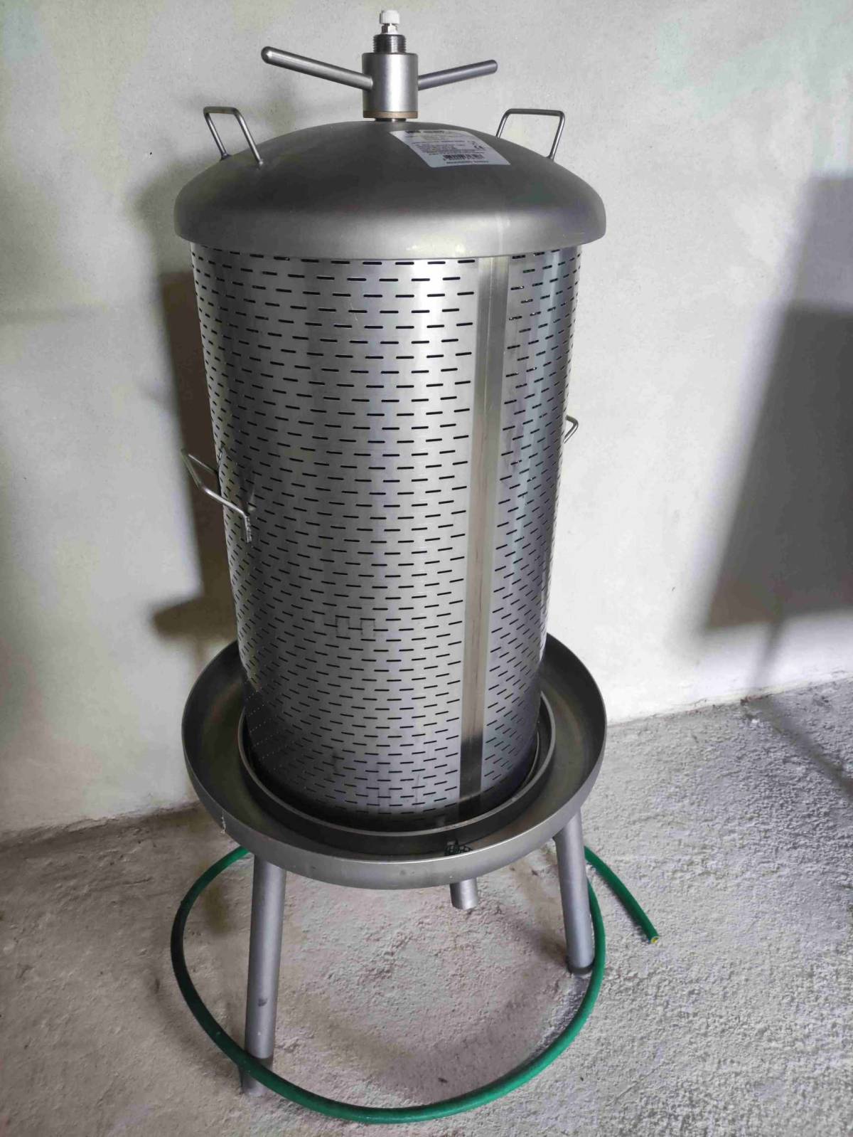 Hidro preša – Vodena preša inox 70 L