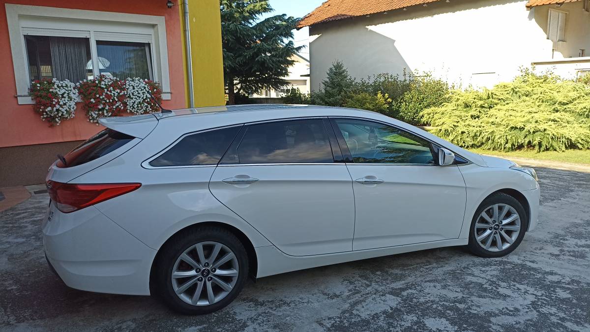 Hyundai i40