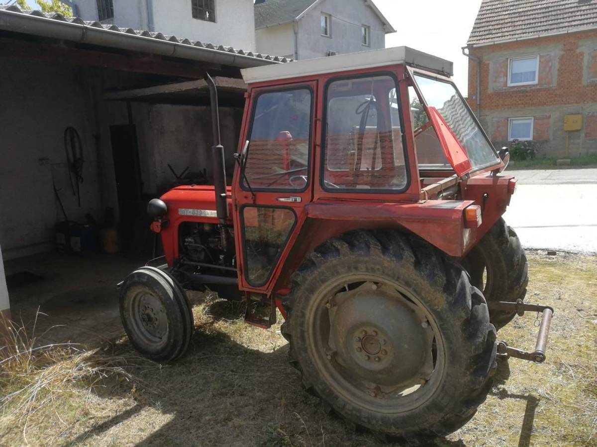 IMT 539 1985g TVORNIČKO STANJE VLASNIK HITNO 2,200e 0998374050