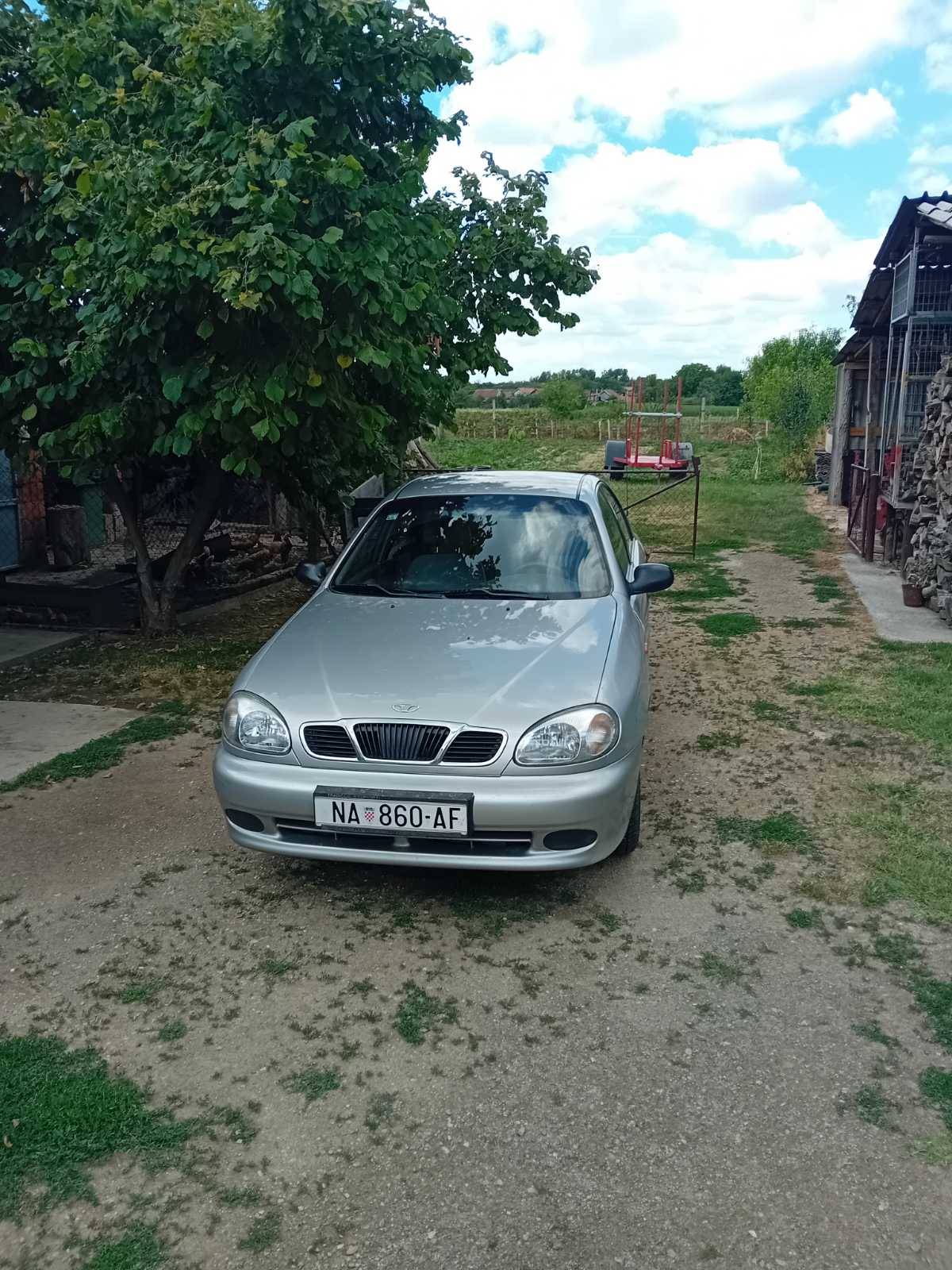 LANOS DAEWOO