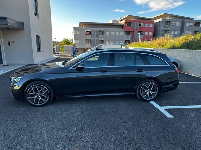 Mercedes-Benz E220d T-model 4MATIC AMG Line-HITNA PRODAJA!