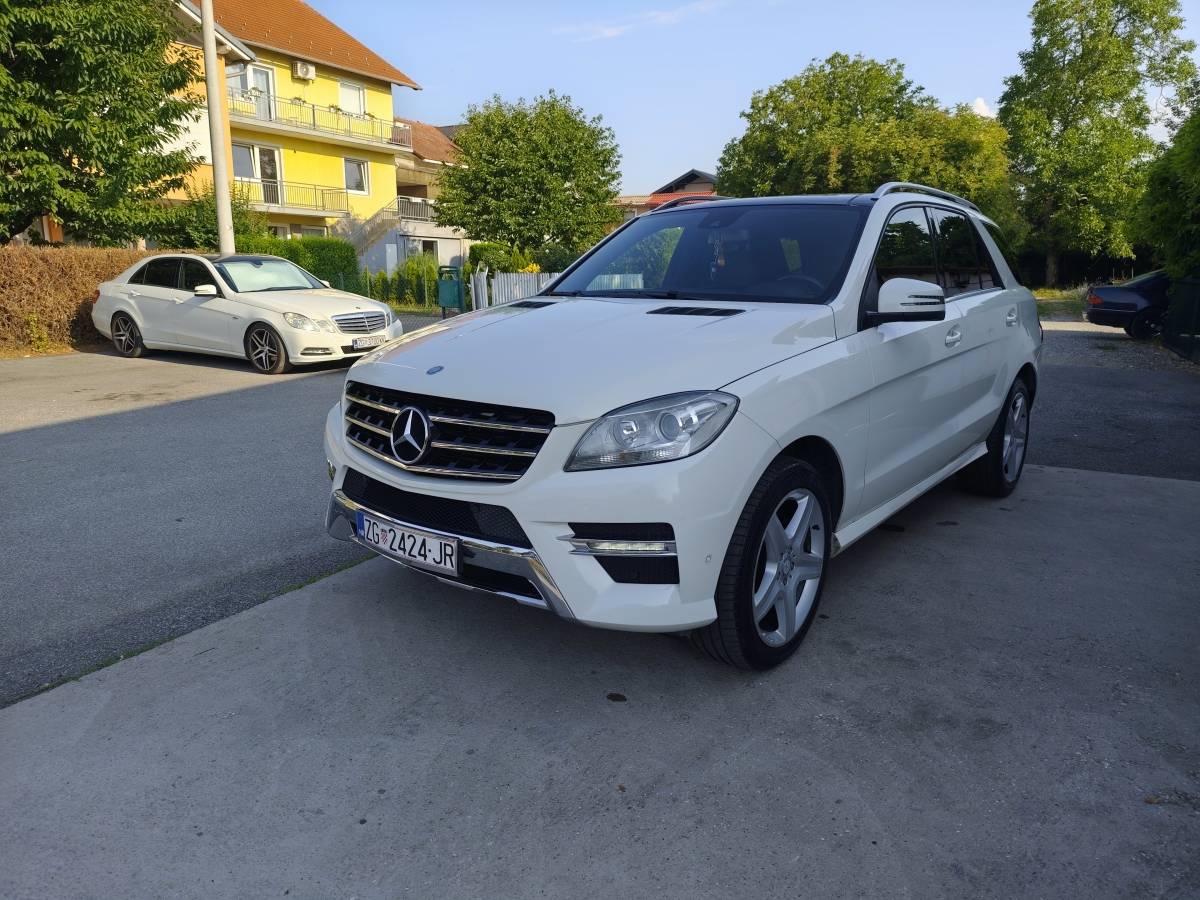 Mercedes ML 250 cdi AMG, 2013 god., super stanje