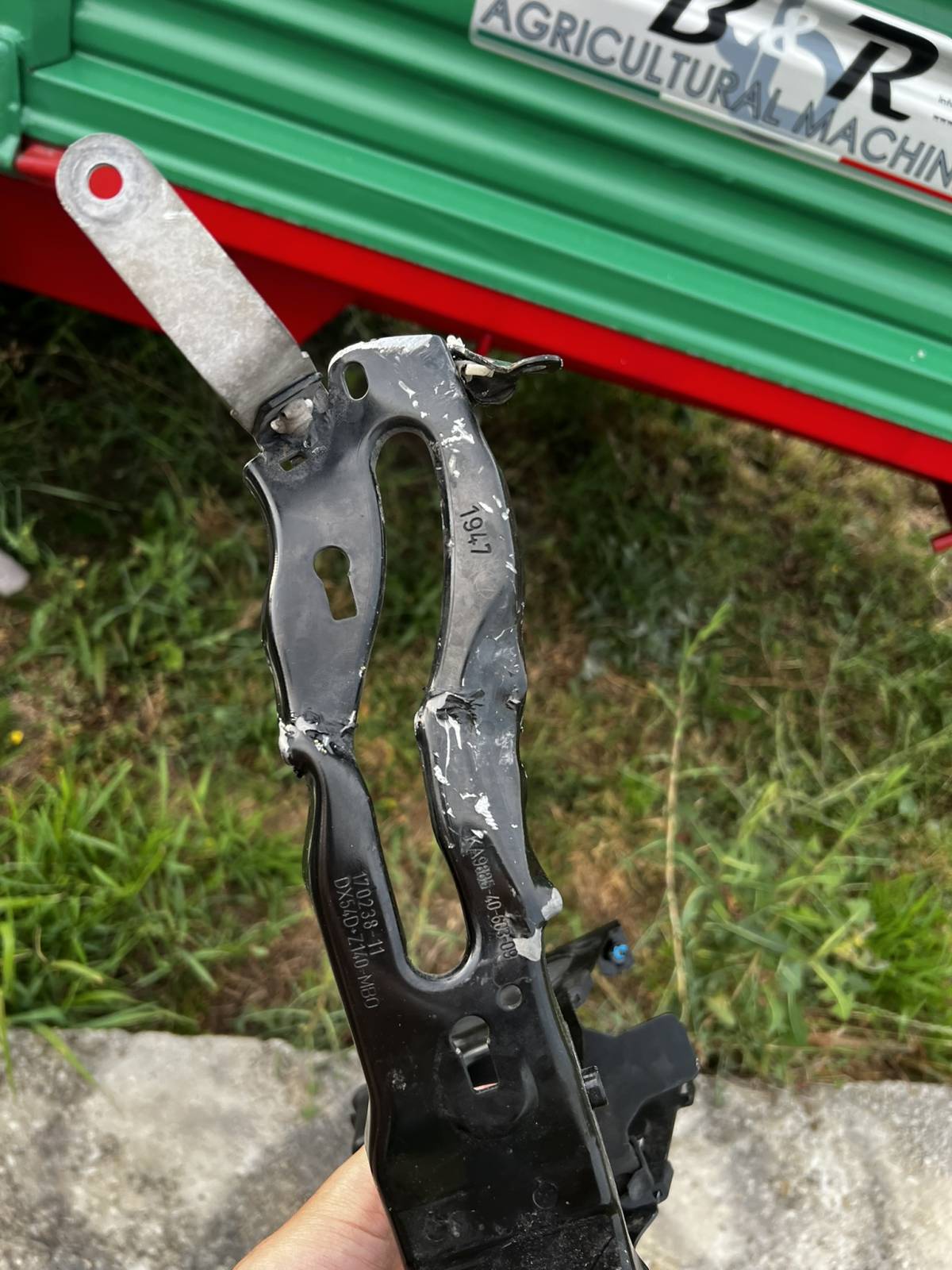 Nosač lijevog fara - BMW F32/F33/F36 - KA9885-40-603-09