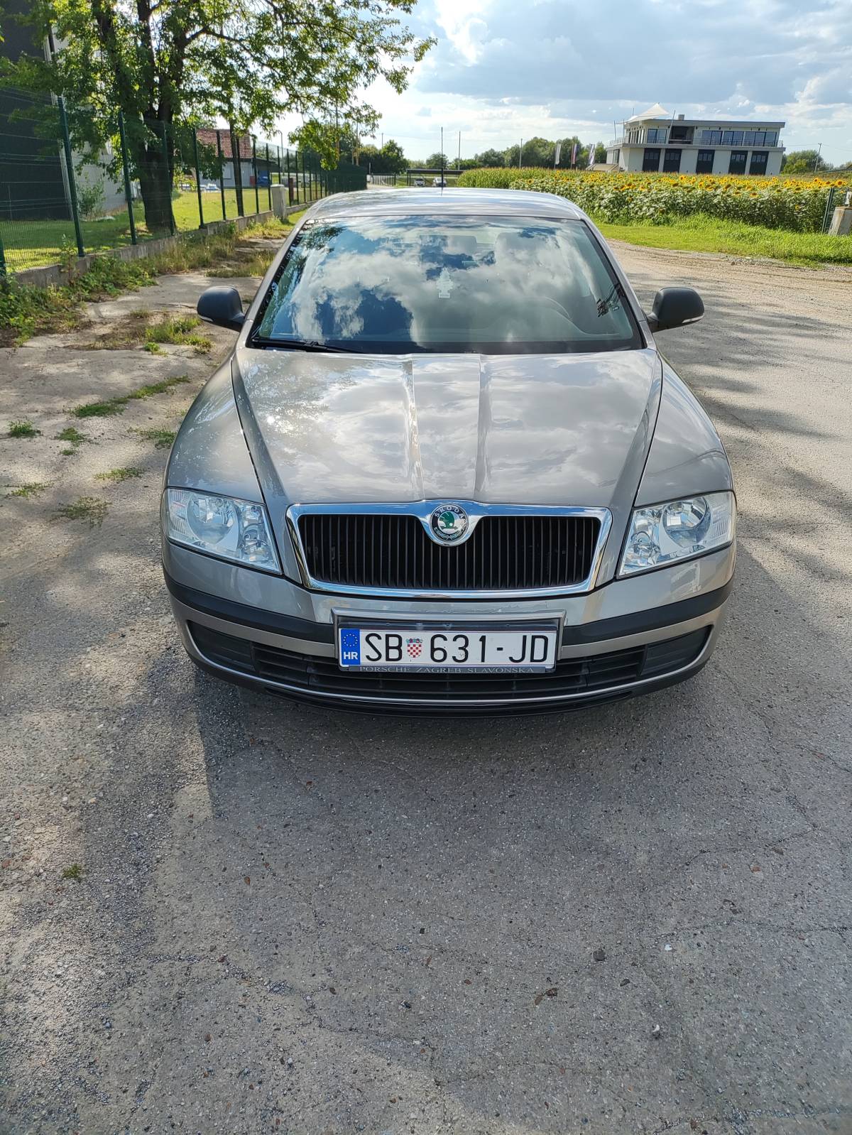 Octavia 1.6 benzin 2011
