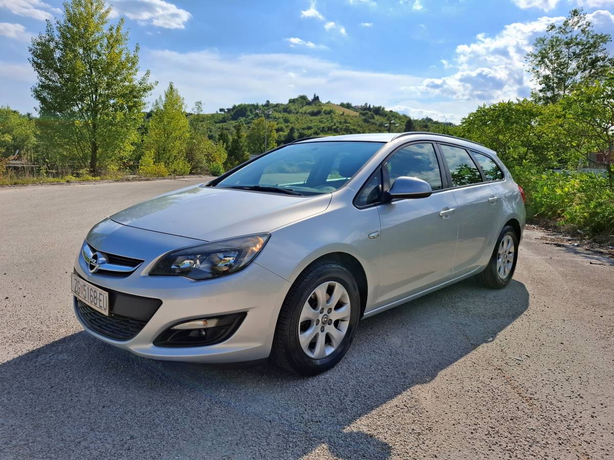 Opel Astra J 1.7cdti 96kw