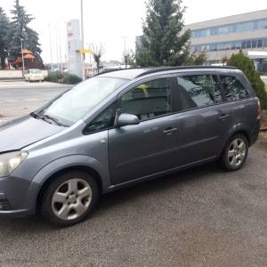 Opel zafira b 2009