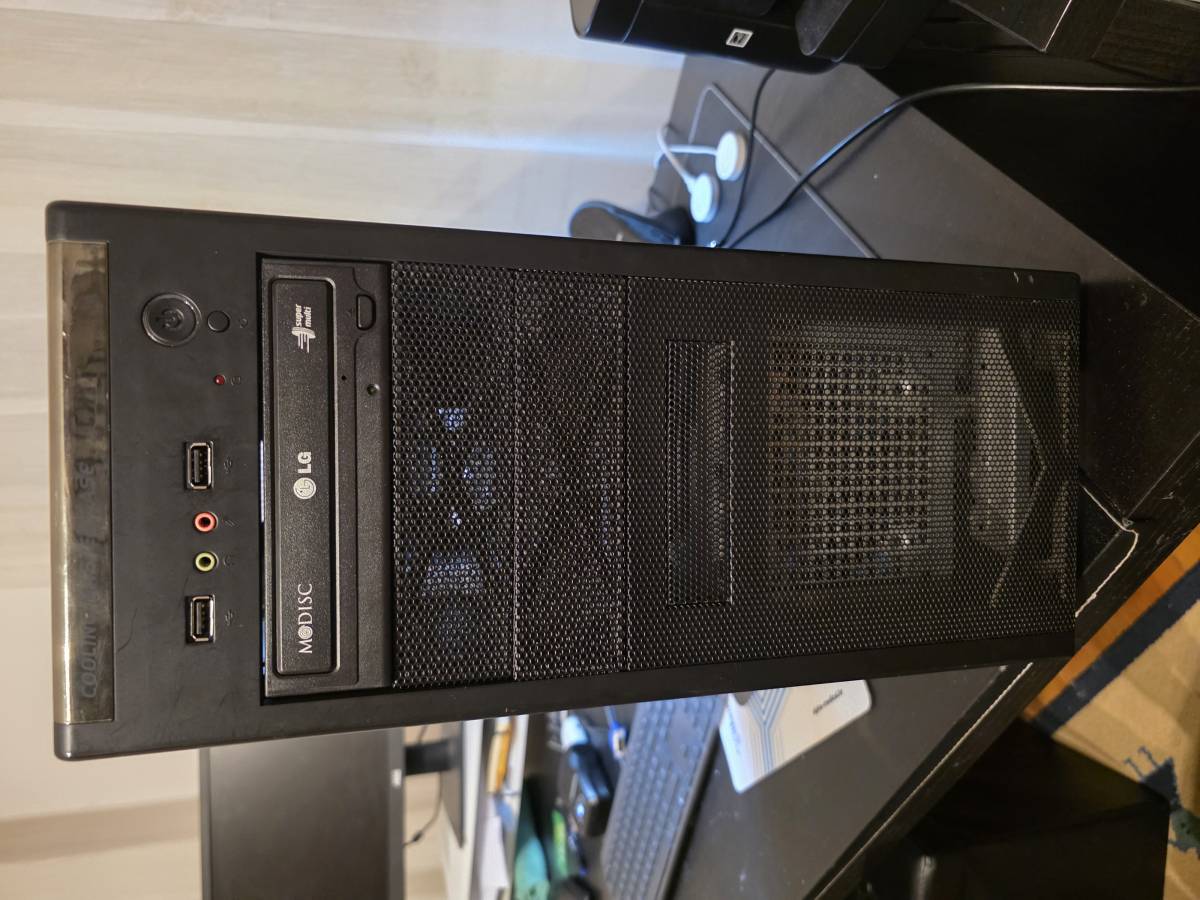 PC I5 3550P, 4GB RAM, 250SSD, 500GB HDD