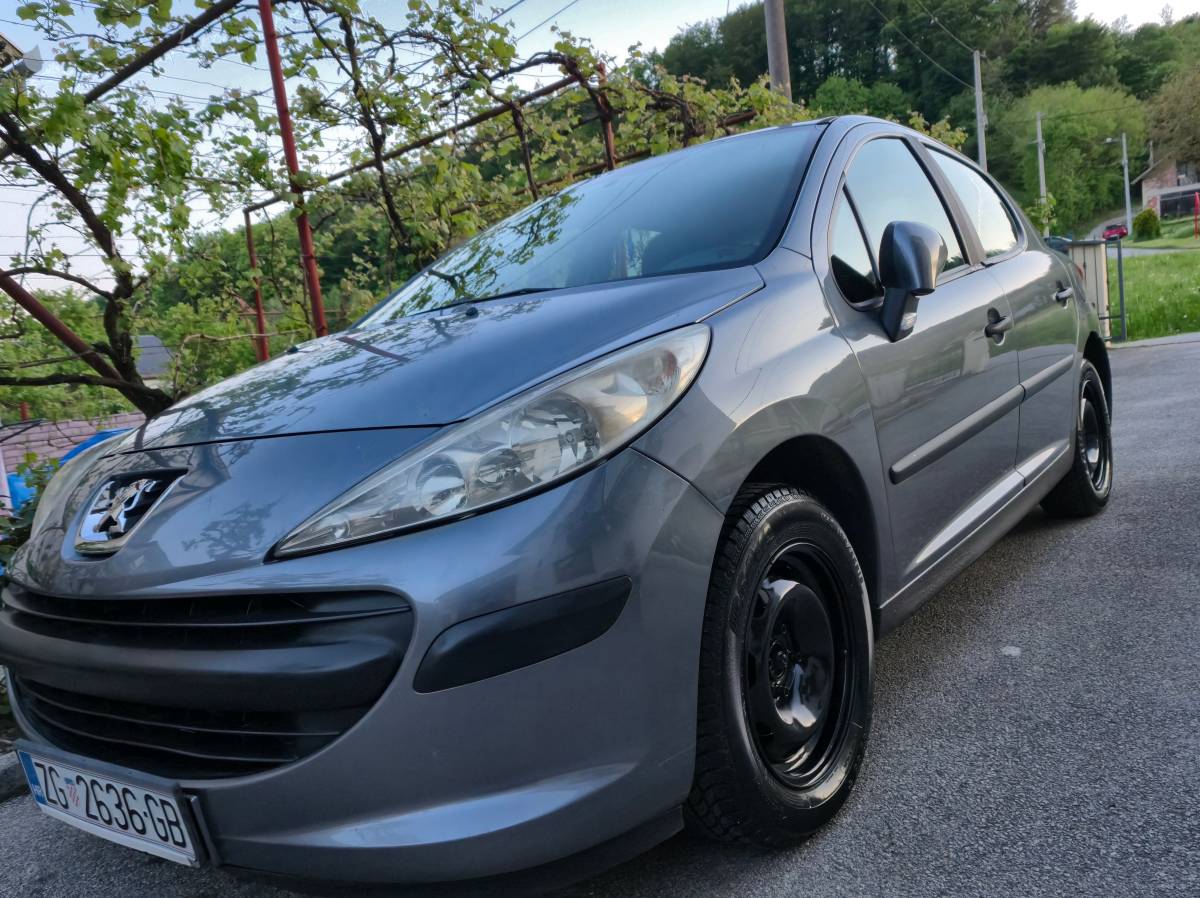 Peugeot 207 1.4 HDI / KLIMA / Reg 04/26