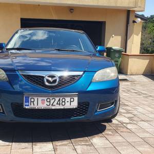 Prodaje se Mazda 3 1,6 i TX sedan