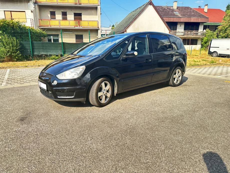Prodajem Ford S-MAX 2.0 TDCi