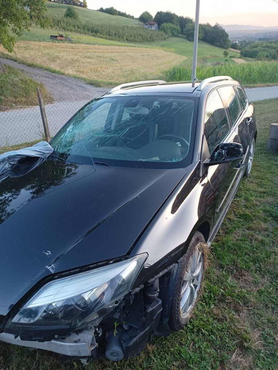 Renault Laguna 3 karambolirana