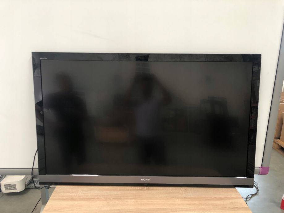 Sony KDL-60EX700 60"