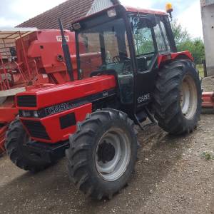Traktor case 845