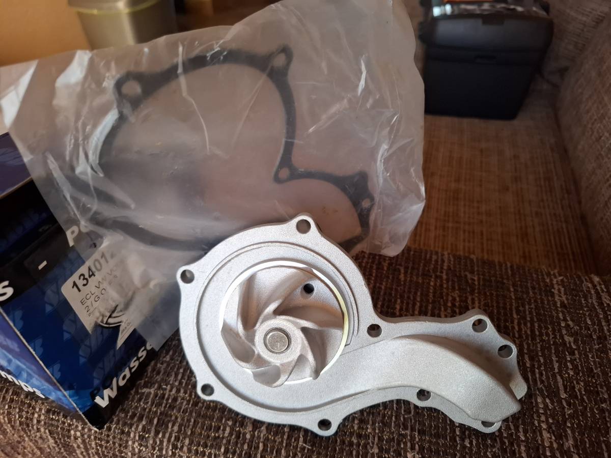 Vodena pumpa Golf 2, Jetta 2...