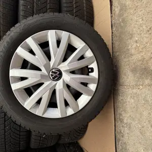 VW SET ČELIČNIH 5X112 16" GUME GOODYEAR 205/55R16 / 4 KOMADA