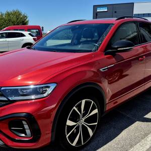VW T-Roc 2.0DSG 2xR LINE,IQ Matrix,Panorama €34.400 registrian!