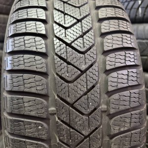 Zimske gume Pirelli Sottozero 3 215/55R17 / 4 komada