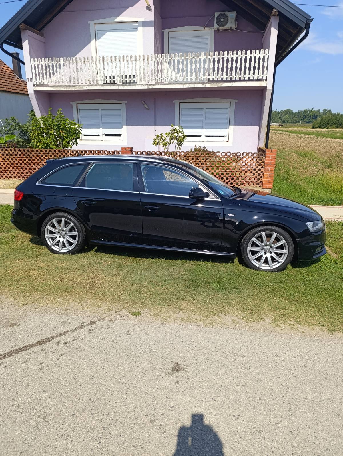 Audi A4 2.0 tdi 190 ks,2014 g,S line,auto oču an,reg 1 godinu,