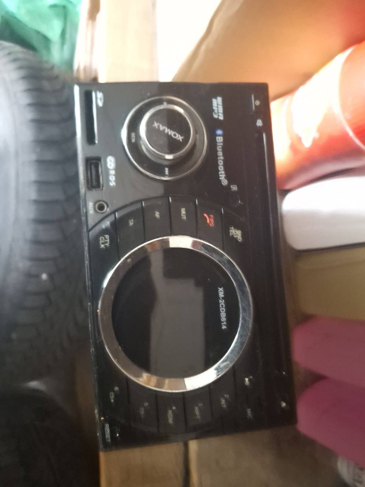 Auto radio