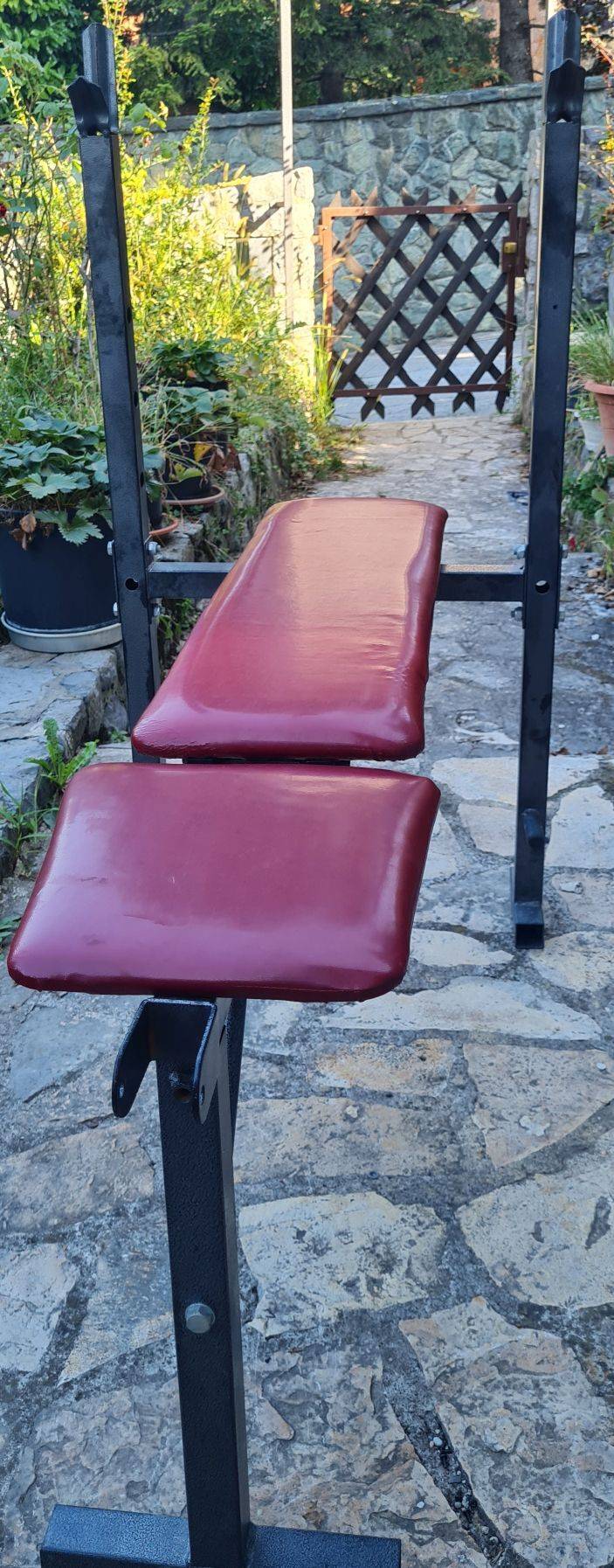 Bench klupa sa nosačima za uteg