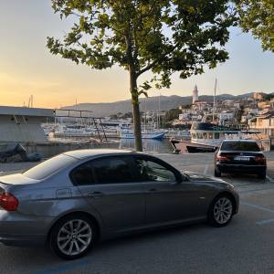 BMW E90 318D LCI