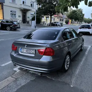BMW E90 318D LCI