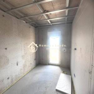 Dugo selo,novi 4-soban stan(S1) 140m2 s  prostranim vrtom,2 parkinga 