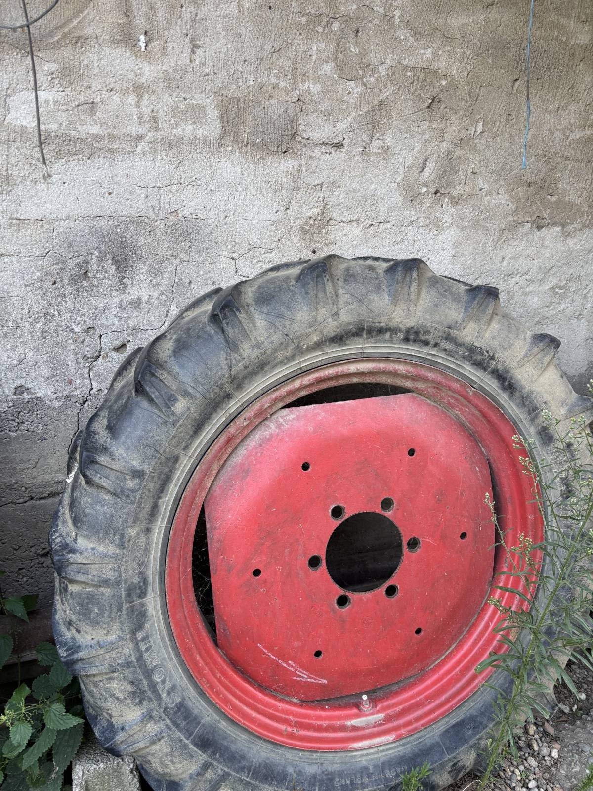 Gume i felge za traktor