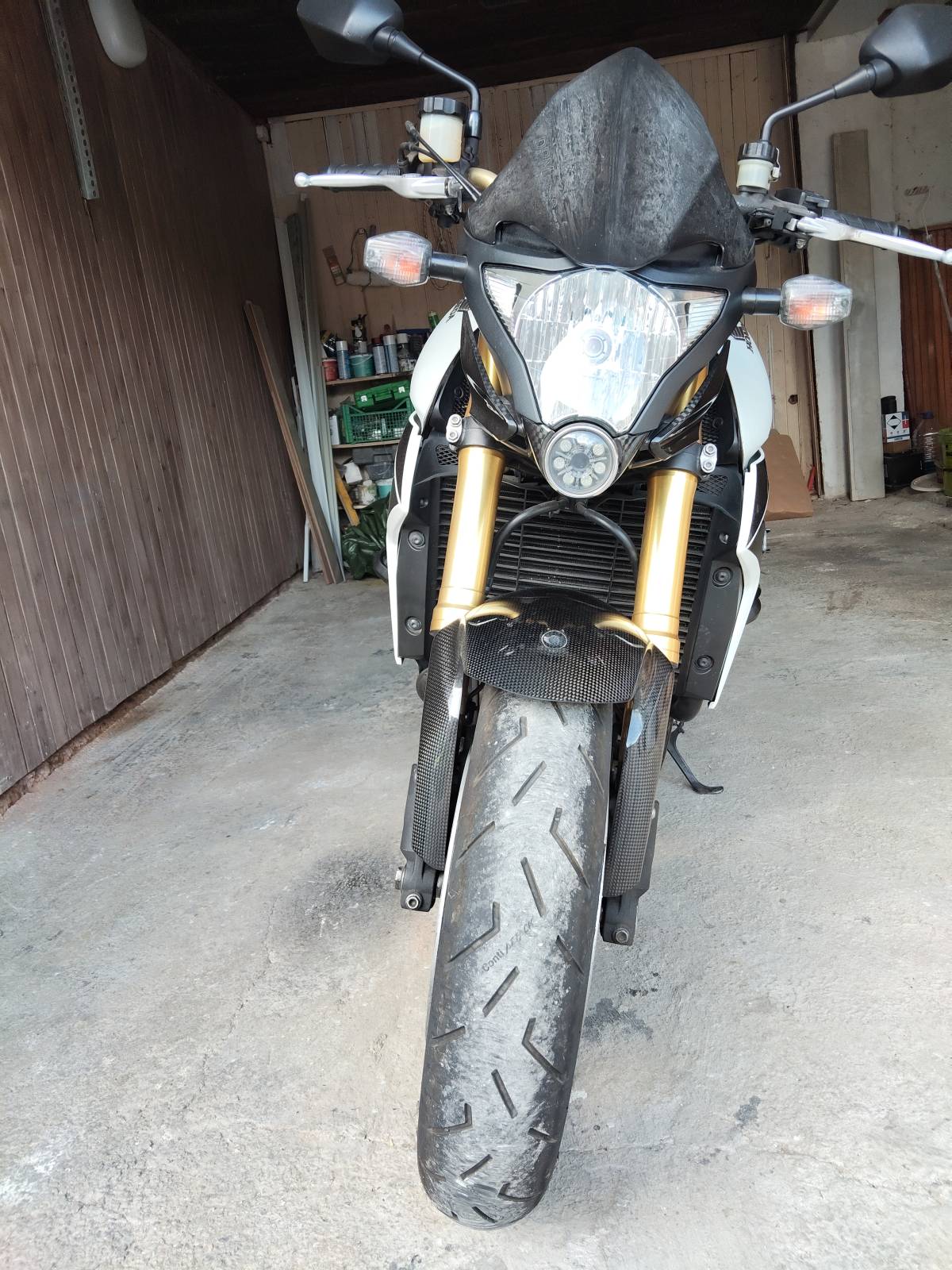 Honda CB1000 R