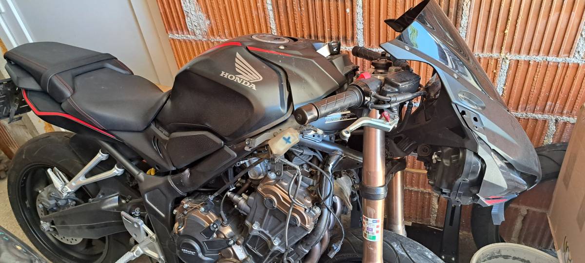 Honda CBR650R