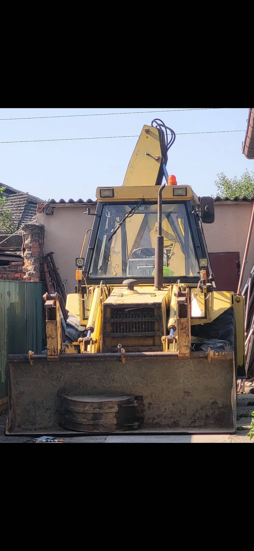 JCB 3 Kombinirka