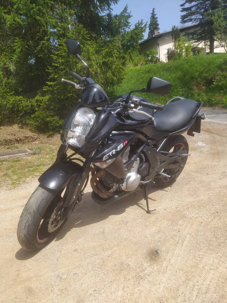 Kawasaki Er6n 649 cm3, 2008 god.
