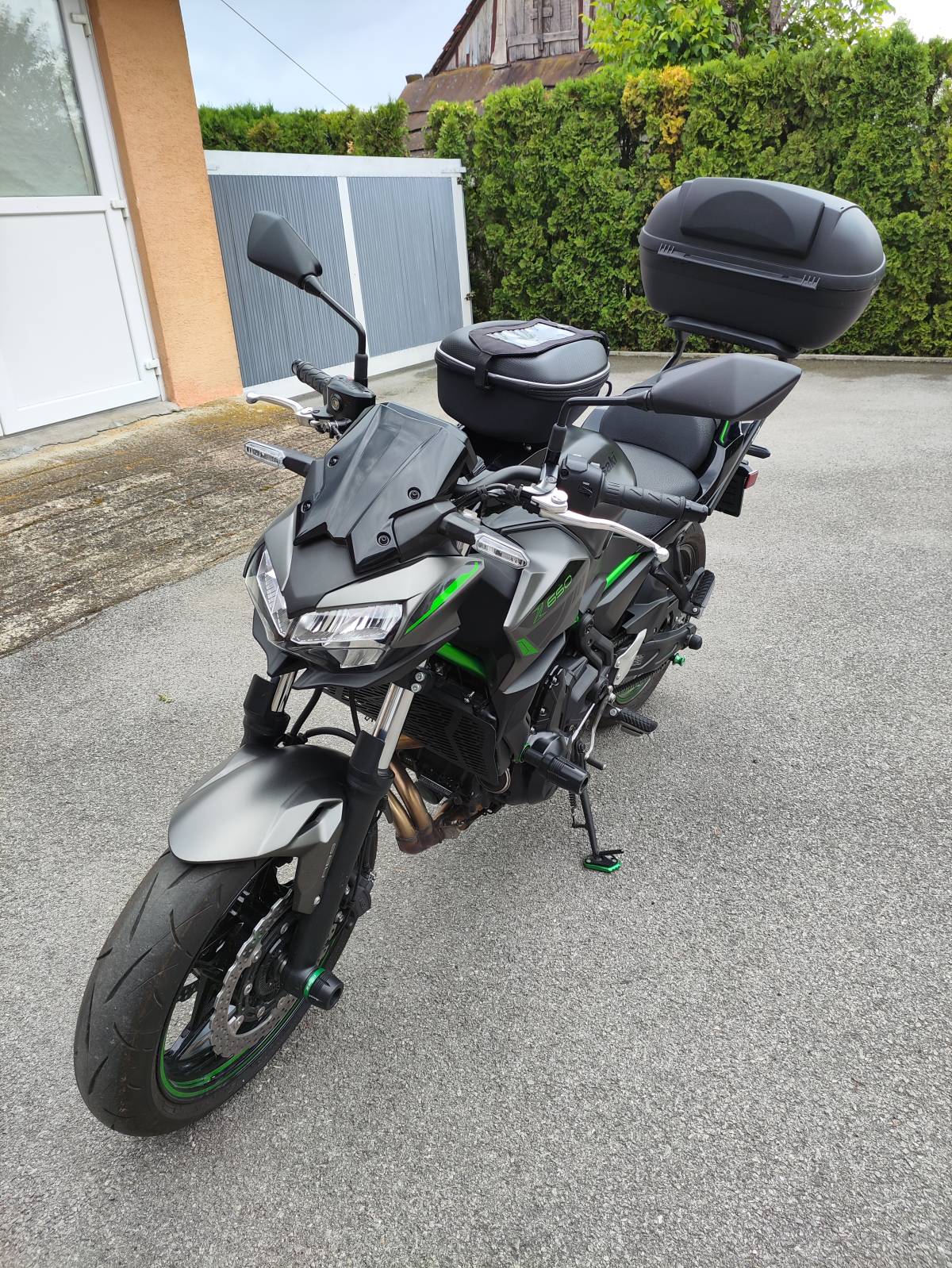 Kawasaki Z650 2023.