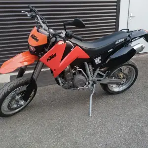 KTM 640 LC4  Supermoto