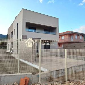 Luksuzna villa s bazenom u okolici Trogira