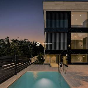 Malinska, otok Krk, apartman (S1) s bazenom 123m2 80 m od plaže