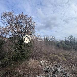 Malinska,SV.Vid građevinsko zemljište 400m2 s pogledom na more