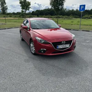 Mazda 3 2.2