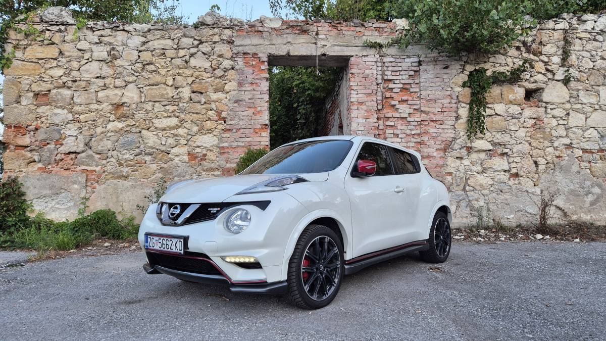 Nissan Juke NISMO RS 4x4, AUTOMATIK, LED XENON, RECARO, 2018g, 53tisKm