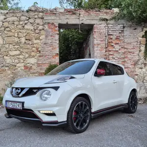 Nissan Juke NISMO RS 4x4, AUTOMATIK, LED XENON, RECARO, 2018g, 53tisKm